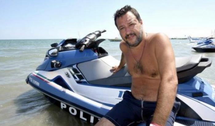 Ricordate il figlio di Salvini sulla moto d'acqua? Niente processo per gli agenti della scorta