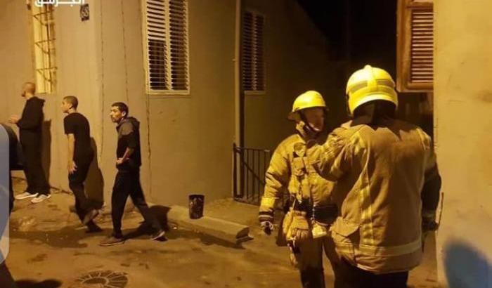 Molotov degli estremisti di destra in una casa araba: ustionati due bambini a Tel Aviv