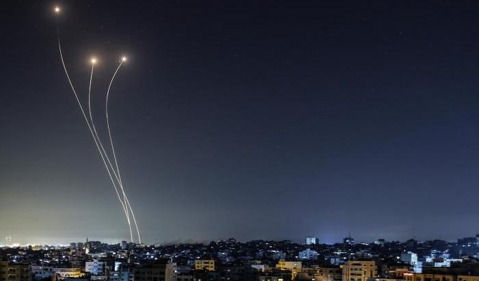 La Caritas di Gerusalemme: "A Gaza mai bombardamenti così intensi, i civili sono in trappola" 