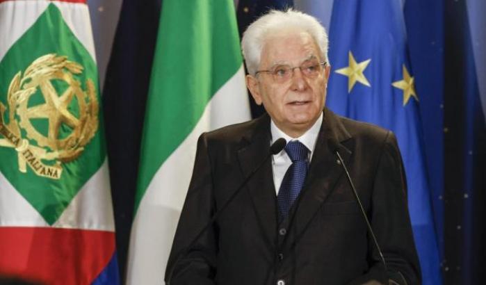 Mattarella esclude il secondo mandato: "Sono vecchio, tra otto mesi mi potrò riposare"