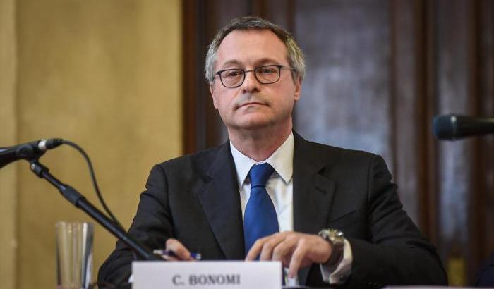Bonomi difende Draghi dall'assedio dei partiti: 
