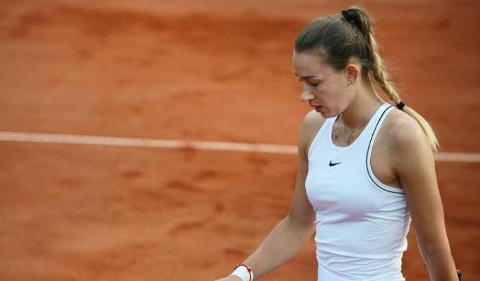 La tennista Sizikova arrestata al Roland-Garros: accusata di aver truccato le scommesse