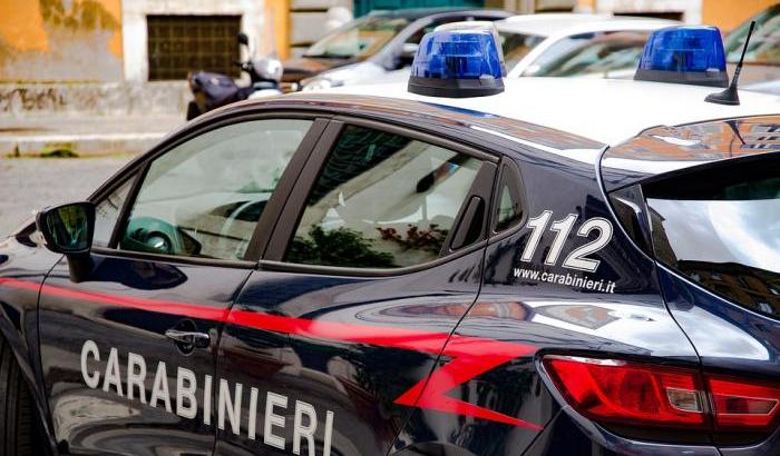 0005B589-carabinieri Carabinieri