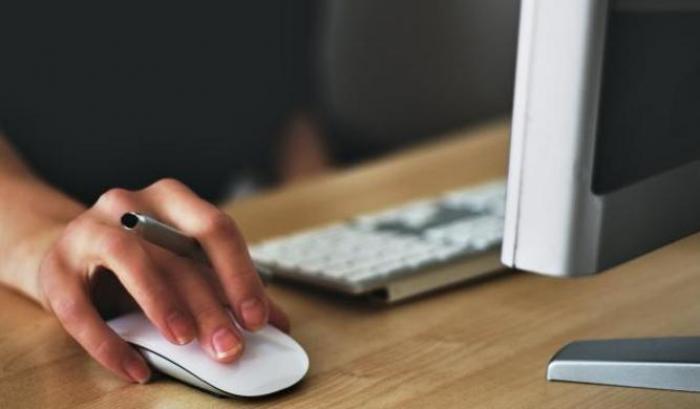 Ragazzo si avvelena in dad, il padre: "&Egrave; stato incoraggiato sul web"