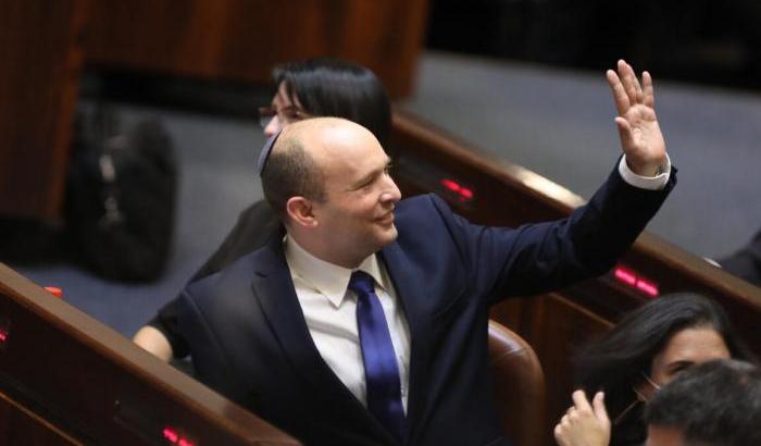 Bye bye Netanyahu: Bennett ottiene la (risicata) fiducia e inizia una nuova era