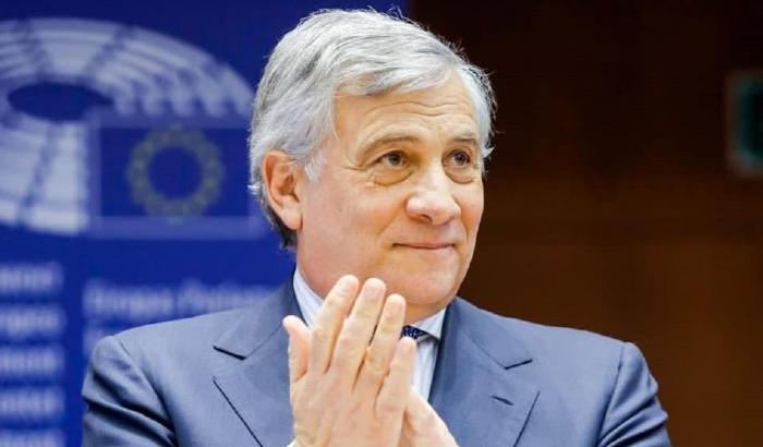 Tajani ammette: "Sul ddl Zan siamo allineati a Italia Viva"