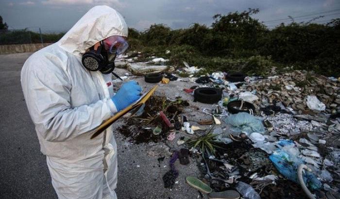 0005BB18-crisi-ambientale Crisi ambientale