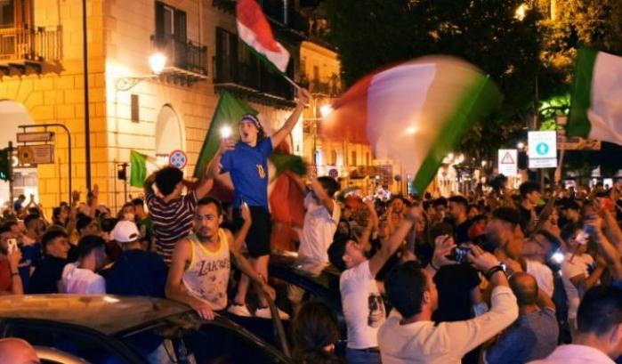 0005BB63-festeggiamenti-dopo-italia-spagna-semifinale-di-euro-2020 Festeggiamenti dopo Italia-Spagna, semifinale di Euro 2020