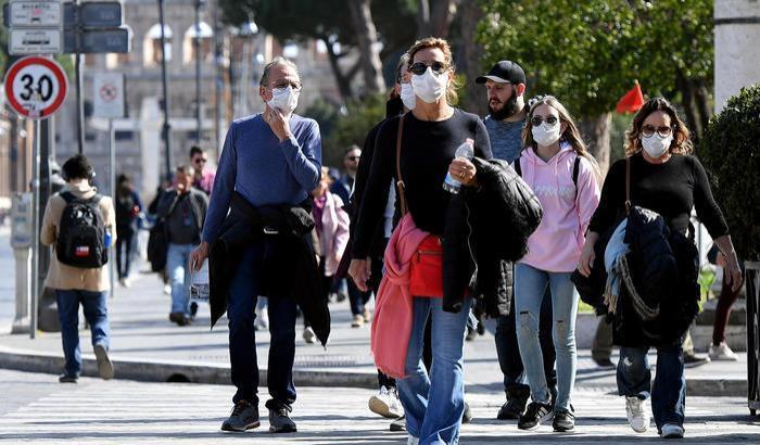 0005BC38-covid-gente Covid, gente