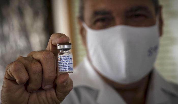 Lo studioso elogia Cuba: "Il suo vaccino esempio da paese sotto embargo"