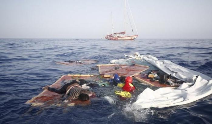 Dati terribili sull'immigrazione: nel 2021 raddoppiato il numero di morti in mare