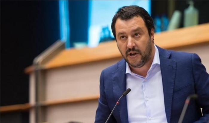 Salvini dal governo appoggia la linea Bolsonaro: "Voteremo gli emendamenti di Fratelli d'Italia"