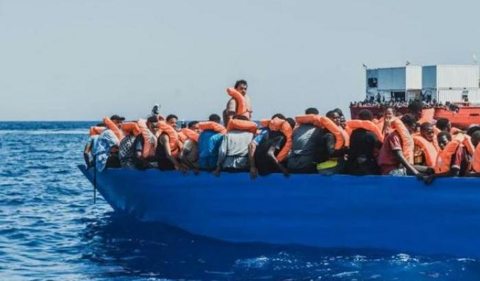 Il greve attacco di Fdi: "La ministra si conferma medaglia d'oro nello spalancare le porte ai clandestini"