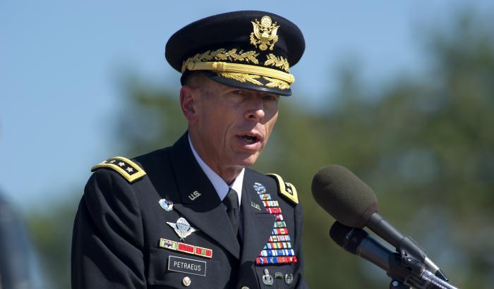 Il generale Petraeus: "E' una nuova Dunkerque, dobbiamo mettere in salvo chi ha combattuto con noi"