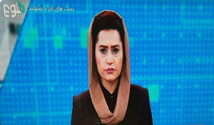 Dopo due giorni di assenza una giornalista torna a condurre in tv su uno dei principali canali afghani