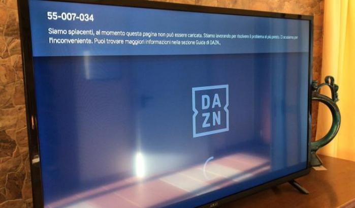 Dazn, male la prima: la partita si vede malissimo e fioccano le proteste