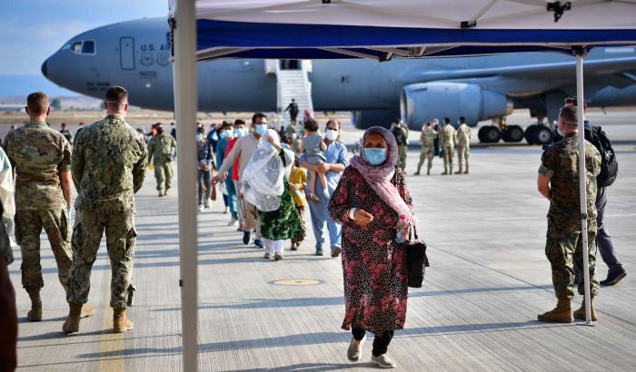 Nuovo allarme dell'ambasciata Usa a Kabul: "State lontani dall'aeroporto"