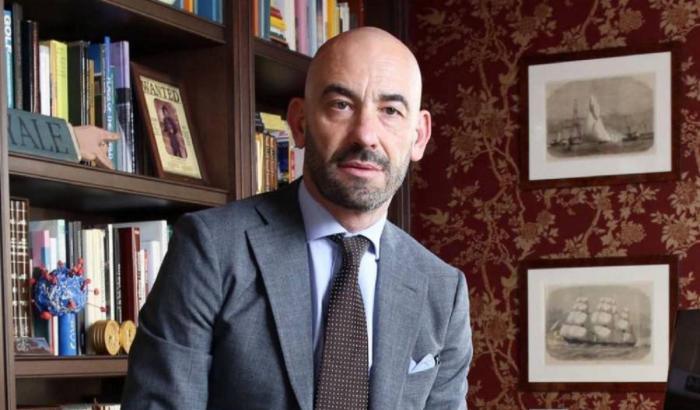 Te la faremo pagare: un no-vax minaccia l'infettivologo Bassetti, denunciato