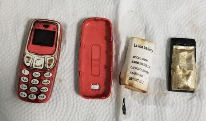 Una storia assurda dal Kosovo: ingoia un Nokia 3310 intero e per 4 giorni lo tiene nello stomaco, poi...