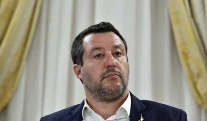 Salvini si prepara a fare l'opposizione a Draghi ma restando al governo