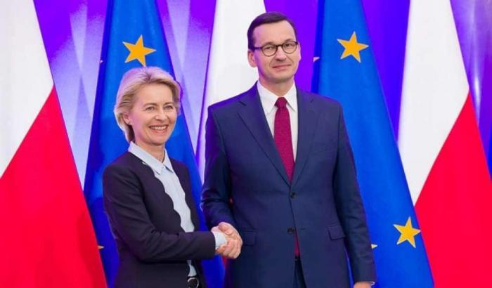 Bruxelles vuole che la Polonia sia sanzionata: 