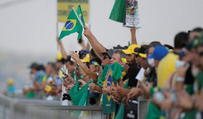 0005C6BD-adunata-dei-sostenitori-di-bolsonaro Adunata dei sostenitori di Bolsonaro