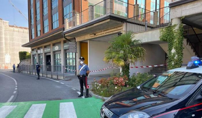 L'ennesimo femminicidio a Brescia: donna uccisa a coltellate dall'ex marito