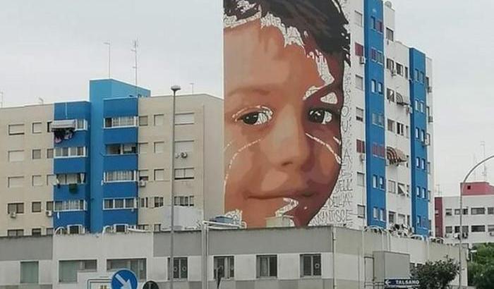 Un murale per ricordare Giorgio, 15 anni, morto di tumore nella Taranto dell'Ilva