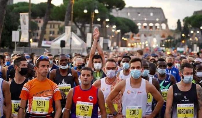 Afflusso record di partecipanti per la Maratona di Roma: la Capitale è paralizzata