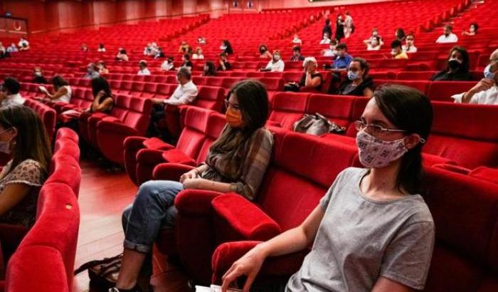Effetto green pass: verso una riapertura all'80% della capienza per cinema e teatri