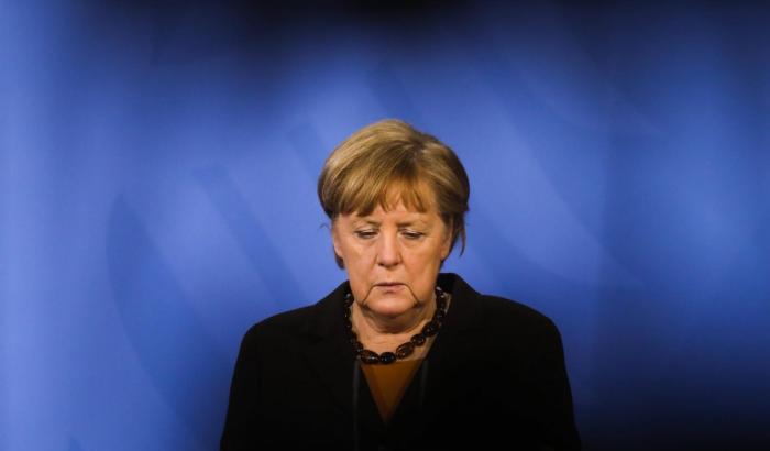 Merkel mai così preoccupata per i contagi: "La situazione è drammatica"