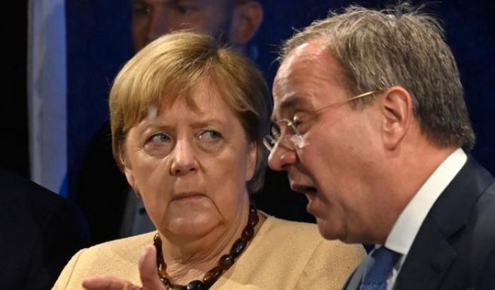 Tutti gli errori che hanno portato il partito di Merkel al tracollo