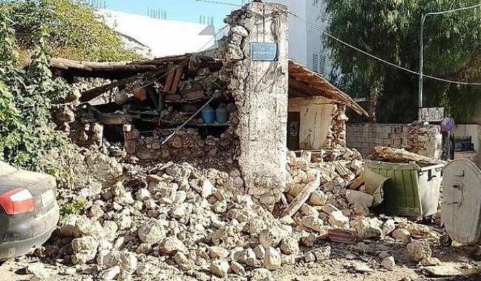 0005CA45-grecia-terremoto-a-creta-causa-il-crollo-di-una-chiesa Grecia, terremoto a Creta causa il crollo di una chiesa