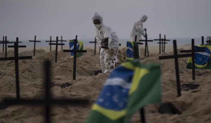 I senatori brasiliani vogliono un Memoriale per le vittime di Covid