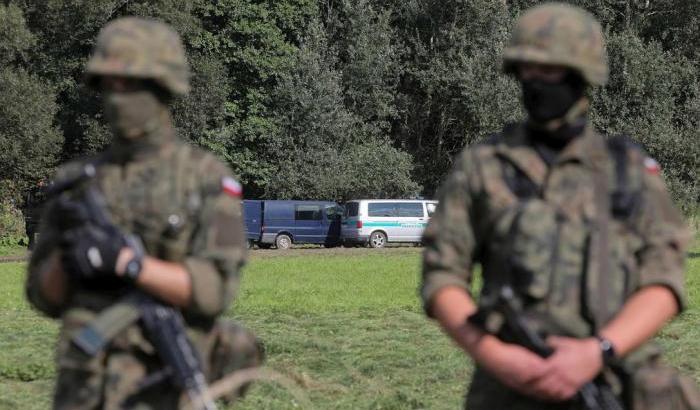 Militari al confine tra Polonia e Bielorussia