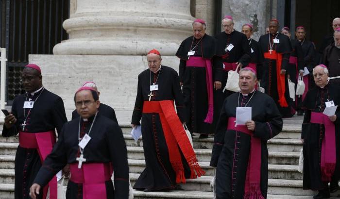 I vescovi europei condannano i muri: "Rispettare la dignità e i diritti di chi fugge"