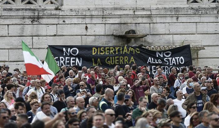 Manifestazione no-green pass a Roma