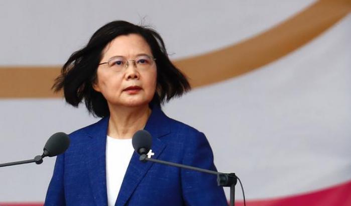 Taiwan risponde a Pechino: "Pronti a reagire con forza alle pressioni della Cina"