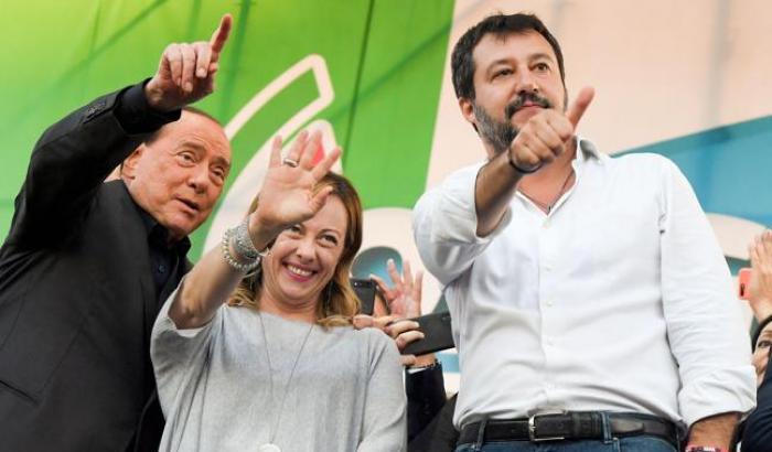 Meloni e Salvini a Villa Grande da Berlusconi: c'è da parlare del disastroso esito delle comunali