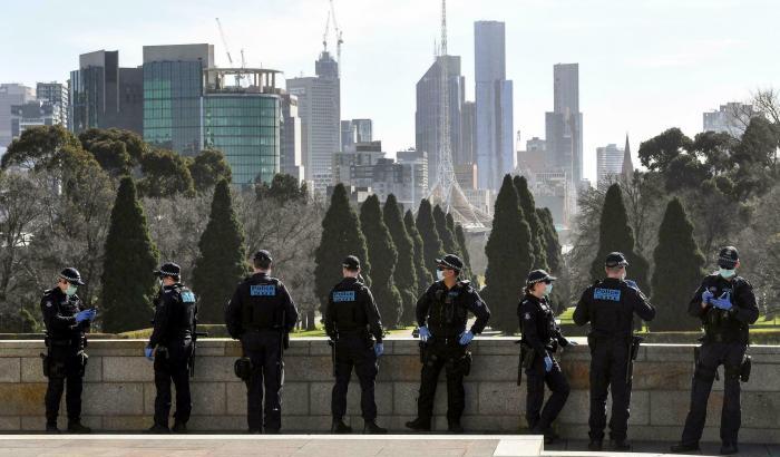 Melbourne esce anche dal sesto lockdown: al via le riaperture
