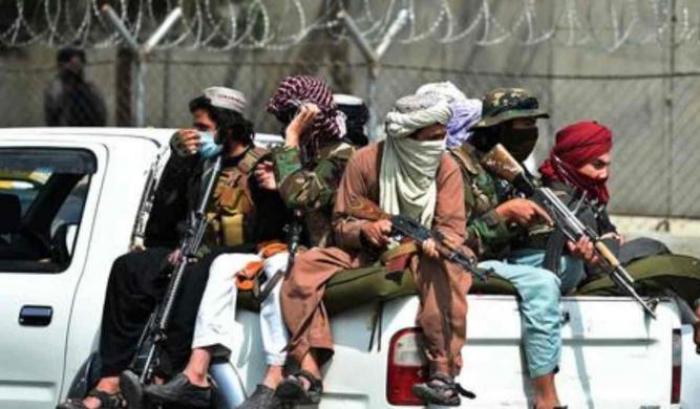 Scontro a fuoco tra talebani e Isis a Herat: 16 morti, tra questi 7 bambini