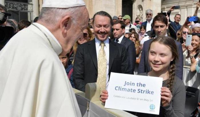 L'appello del Papa sul clima: "Seguire la guida dei bambini, è tempo di agire"