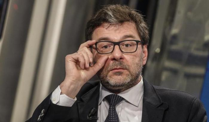 Giorgetti 'scalcia' Salvini su Le Pen e aggiunge: "L’alleanza con l’AfD non ha una ragione..."