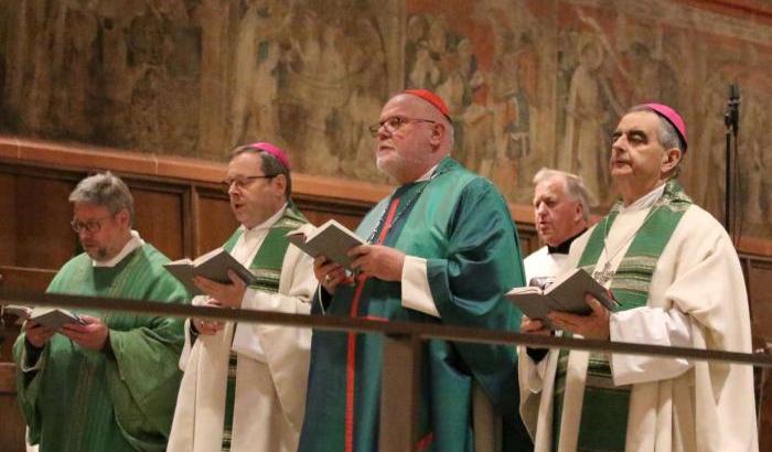 I vescovi della Germania dicono no all'aggiunta di un asterisco di genere dopo la parola Dio