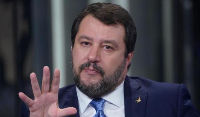 Salvini: "Con il Rdc aiutiamo i disabili". Potrebbe chiederlo ai suoi cari evasori...
