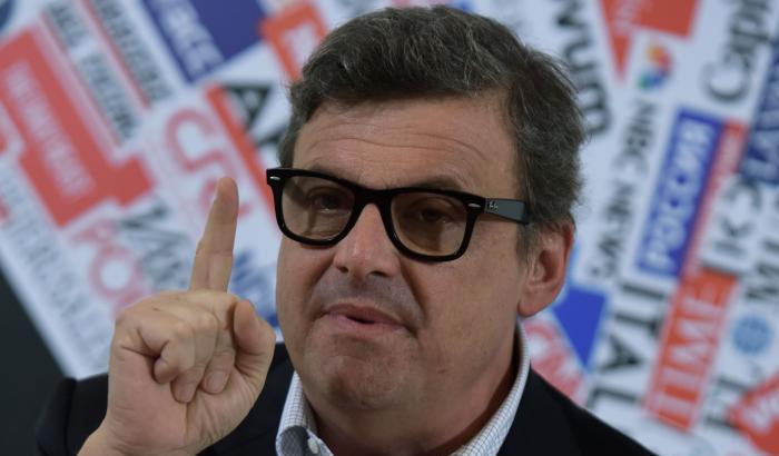 Calenda: "Azione non andr&agrave; n&eacute; con il centro-destra e n&eacute; con il centro-sinistra"