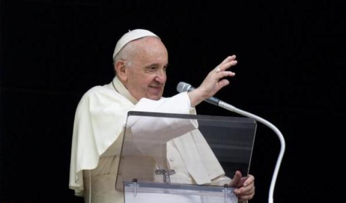 Bergoglio: "I poveri vittime dell'ingiustizia e della disuguaglianza"