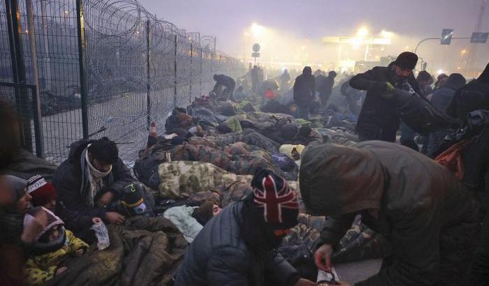 Migranti al confine tra Polonia e Bielorussia