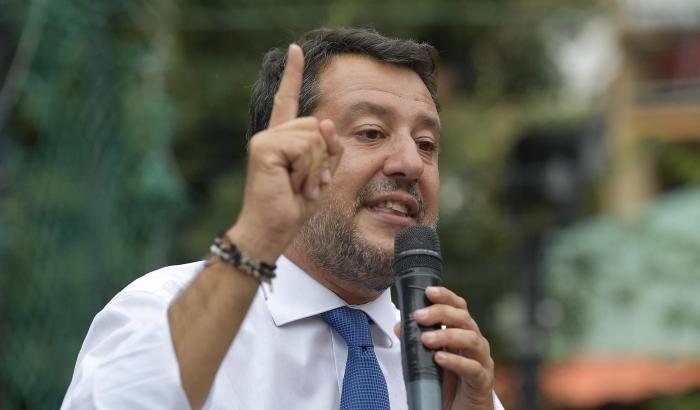 Salvini sceglie la linea Bolsonaro sull'ambiente: "La transizione ecologica non sia strage di aziende"