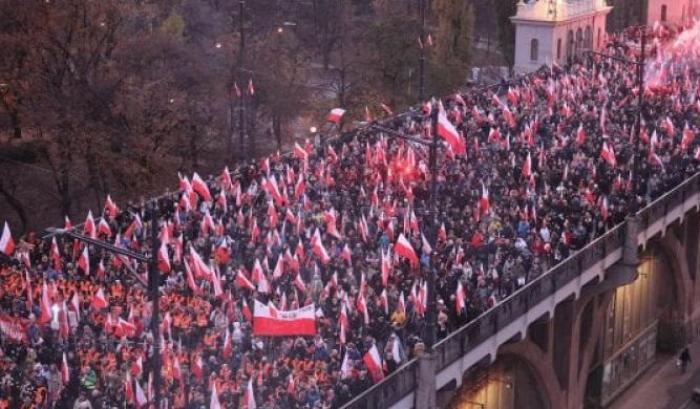 La manifestazione fascista a Varsavia